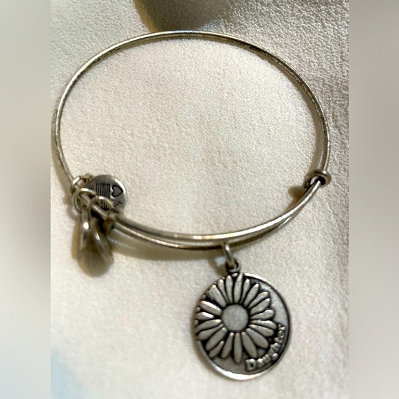 Lot of 14 Alex & Ani bracelet/bangle, excellent pre-loved condition - Picture 6 of 16